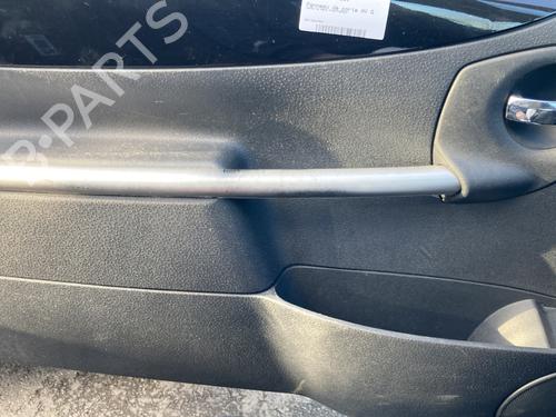 Used Front left panel Front left panel 22127327 22127327