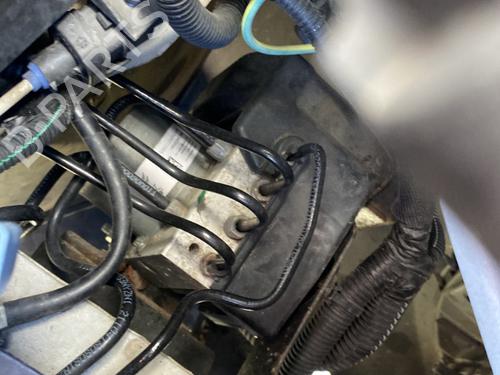 Used ABS pump ABS pump CITROËN BERLINGO Box Body/MPV (B9) 1.6 BlueHDi 100 (99 hp) 32720866 32720866