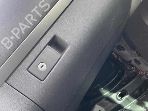 Used Glove box VW TOURAN (1T1, 1T2) 2.0 TDI (140 hp) 28601780