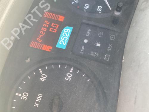 Used Instrument cluster RENAULT MASTER II Van (FD) 2.5 dCi 100 (FD0U, FD0V) (99 hp) 24983103