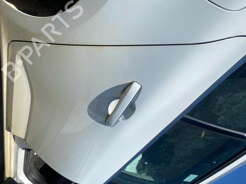 right-rear-door-renault-megane-iv-grandtour-k9amn_-2016-38236095 main image
