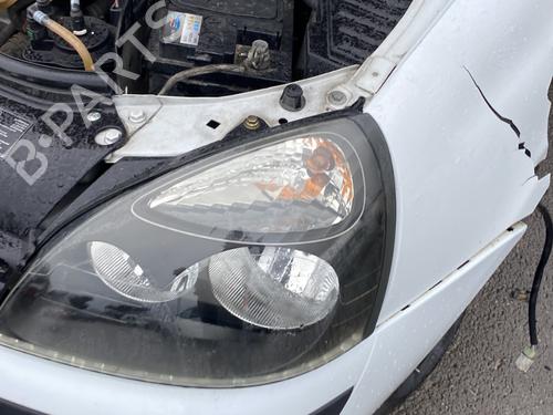 Used Left headlight Left headlight RENAULT CLIO II (BB_, CB_) 1.5 dCi (B/CB07) (65 hp) 30732899 30732899