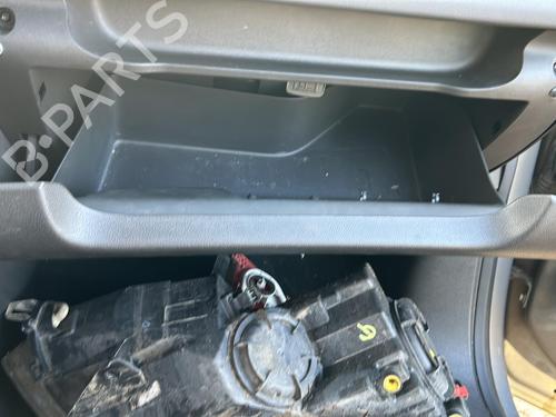 Used Glove box OPEL MERIVA B MPV (S10) 1.7 CDTI (75) (110 hp) 19913590