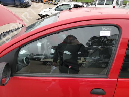 Used Front left door window PEUGEOT 107 (PM_, PN_) 1.0 (68 hp) 22117355