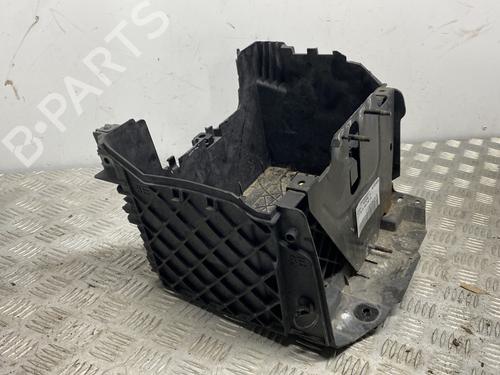 Used Support RENAULT MEGANE III Hatchback (BZ0/1_, B3_) 1.5 dCi (BZ09, BZ0D, BZ1W, BZ29, BZ14) (110 hp) 31050668