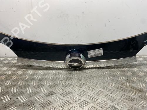 Used Rear center light Rear center light 37868953 37868953