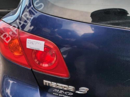 Venstre baglygte bagklap MAZDA 3 (BK) 1.6 DI Turbo (109 hp) 22117565