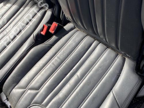 Sæde Bagtil PEUGEOT 5008 II (MC_, MJ_, MR_, M4_) 2.0 BlueHDi 180 (MJEHZW, MJEHZR, MJEHZP) (177 hp) 33023156