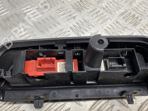 switch-audi-a1-8x1-8xk-2010-2011-2012-2013-2014-2015-2016-2017-2018-2019-30445102 main image