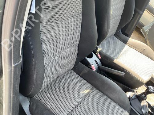 Used Right front seat Right front seat 37638170 37638170