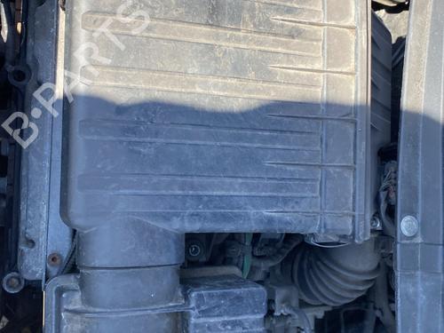 Used Air filter box Air filter box SUZUKI SWIFT III (MZ, EZ) 1.3 (RS413, ZC11S) (92 hp) 33237784 33237784