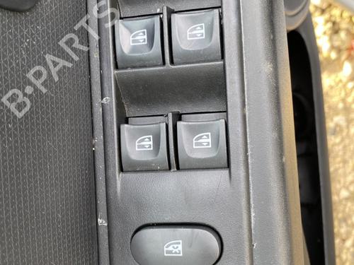 Interrupteur de vitre avant gauche RENAULT CLIO IV (BH_) 1.5 dCi 75 (75 hp) 23783068