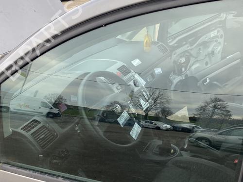 front-left-door-window-vw-touran-1t1-1t2-2003-2004-2005-2006-2007-2008-2009-2010-2011-29967131 main image