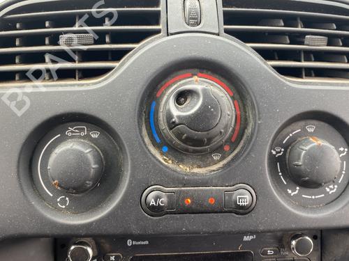 Climate control RENAULT KANGOO Express (FW0/1_) 1.5 dCi 90 (FW0G, FW05, FW08, FW11) | BP32439523I5 - Image 2