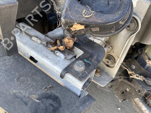 Used Front bumper reinforcement Front bumper reinforcement RENAULT TRAFIC III Van (FG_) 1.6 dCi 115 (FGMD) (116 hp) 25898585 25898585