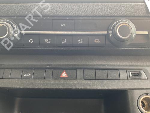Used Climate control Climate control CITROËN JUMPY III Van (V_) 1.5 BlueHDi 120 (120 hp) 26400744 26400744