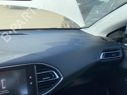 Used Dashboard PEUGEOT 308 SW II (LC_, LJ_, LR_, LX_, L4_) 1.6 BlueHDi 100 (99 hp) 24824761