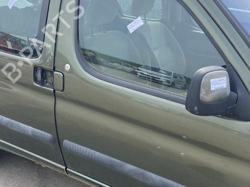 Used Right front door CITROËN BERLINGO / BERLINGO FIRST Box Body/MPV (M_) 2.0 HDI 90 (MBRHY, MCRHY) (90 hp) 26020777