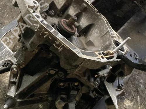 Used Gearbox RENAULT SCÉNIC II (JM0/1_) 1.5 dCi (JM1F) (86 hp) 24980632