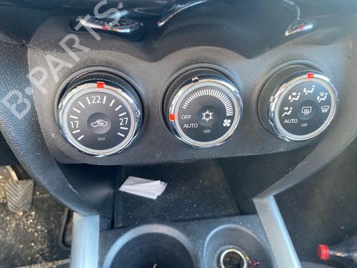 Used Climate control Climate control CITROËN C4 AIRCROSS 1.6 HDi 115 AWC (114 hp) 39702860 39702860