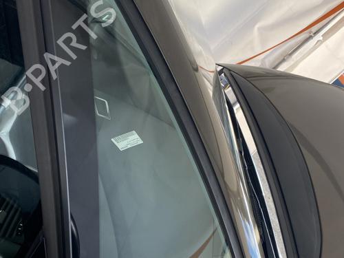 front-right-quarter-glass-citroen-c4-picasso-i-mpv-ud_-2006-2007-2008-2009-2010-2011-2012-2013-2014-2015-32021322 main image