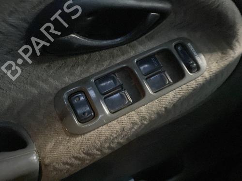 Used Left front window switch SUZUKI GRAND VITARA I (FT, HT) 2.0 TD 4x4 (SQ420D) (87 hp) 30939270