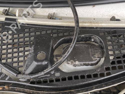 windscreen-washer-tank-dacia-logan-ls_-2004-33054489 main image