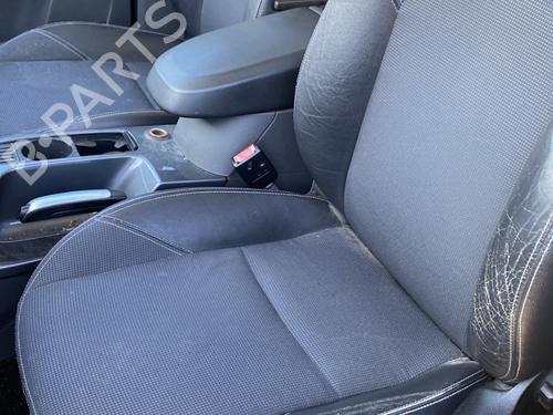 Fahrersitz für FORD C-MAX (DM2) 2.0 TDCi (136 hp) 32680728