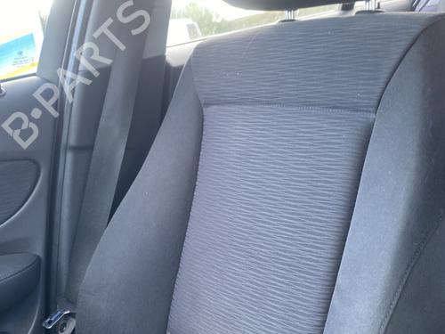 Used Right front seat BMW 1 (E87) 118 d (143 hp) 28582976