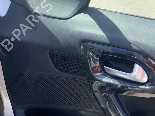 Used Front right panel Front right panel PEUGEOT 208 I (CA_, CC_) 1.2 VTI 82 (82 hp) 27523776 27523776