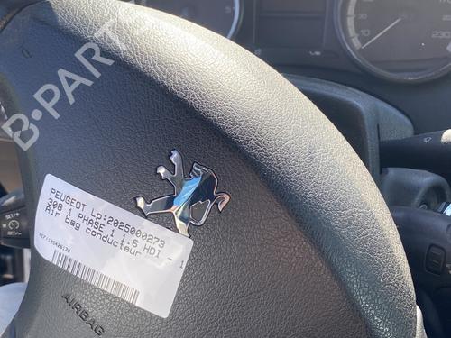 Used Driver airbag PEUGEOT 308 I (4A_, 4C_) 1.6 HDi (109 hp) 25475360