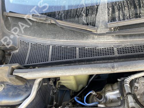 Used Scuttle panel Scuttle panel RENAULT MEGANE IV Hatchback (B9A/M/N_) 1.2 TCe 130 (B9MR) (130 hp) 30821312 30821312