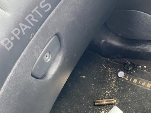 Handskerum Handskerum INFINITI QX50 I 30d AWD (238 hp) 27617562 27617562