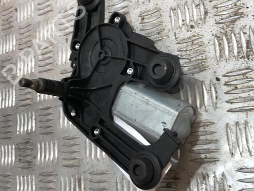 Used Rear wiper motor PEUGEOT 3008 I MPV (0U_) 1.6 HDi (109 hp) 22110531
