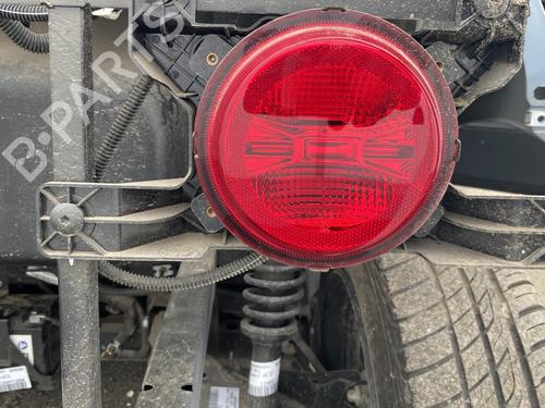 Used Right taillight CITROËN AMI (9A_) Electric (9AZ2CA) (8 hp) 32098418