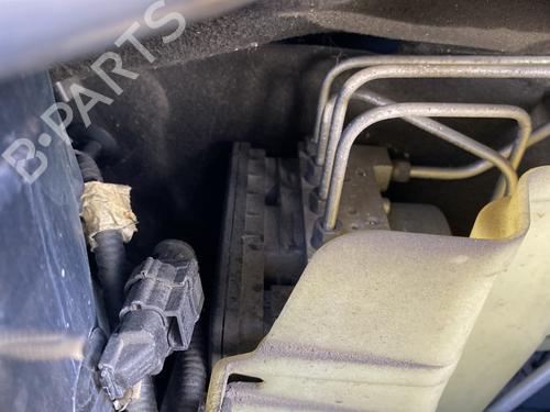 Used ABS pump ABS pump RENAULT MEGANE IV Hatchback (B9A/M/N_) 1.2 TCe 130 (B9MR) (130 hp) 30821314 30821314