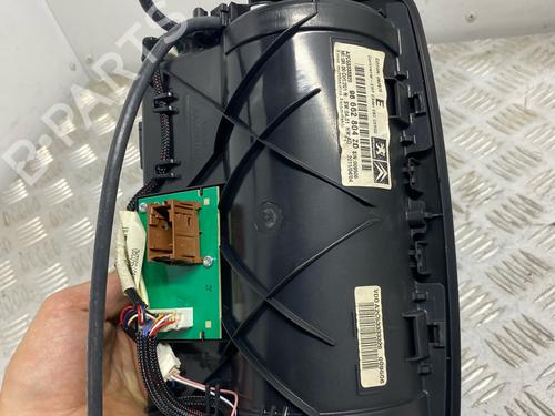 Used Display monitor Display monitor 38269344 38269344