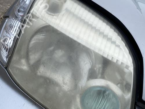 Phare droit NISSAN X-TRAIL I (T30) 2.2 Di 4x4 (114 hp) 31981249