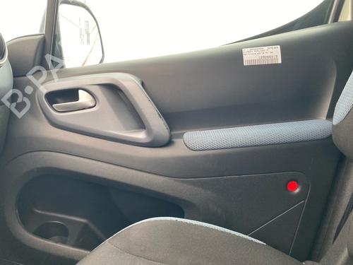 Used Front right panel Front right panel 37172151 37172151