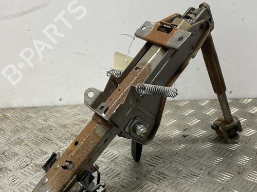 Used Steering column Steering column SKODA YETI (5L) 2.0 TDI (140 hp) 24973633 24973633