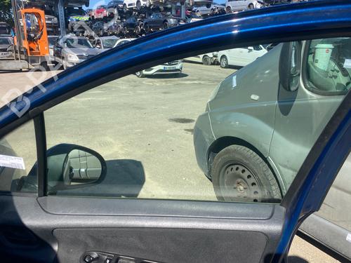Used Front right door window Front right door window 38169166 38169166