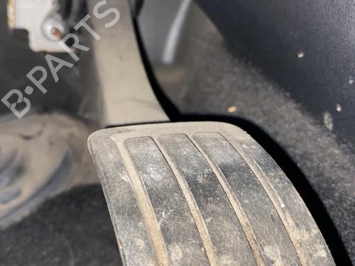 pedal-citroen-c4-picasso-ii-2013-32086752 main image