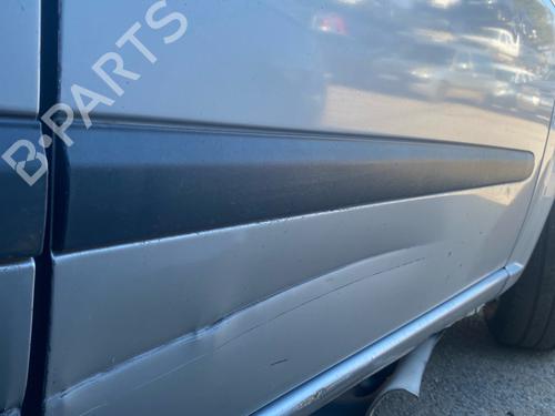 Used Right front door Right front door 39042400 39042400