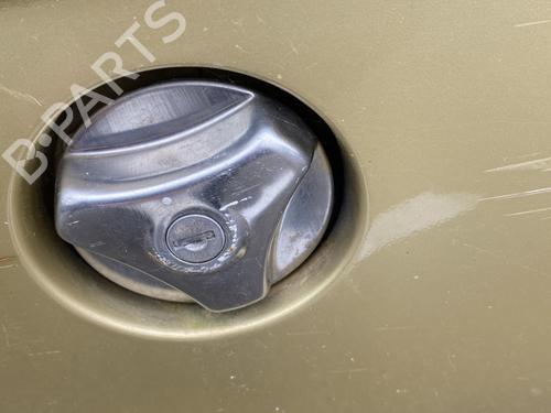 Fuel flap FORD FIESTA III (GFJ) 1.6 i 16V | BP25270439C131