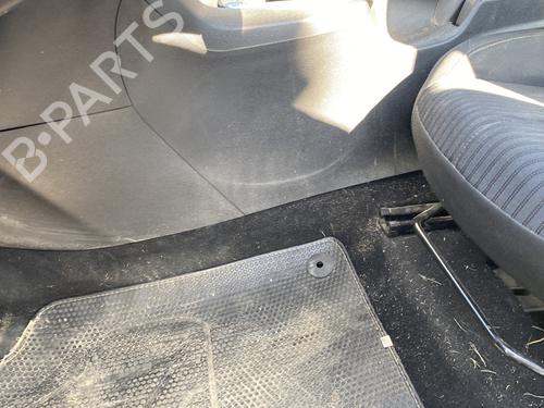 Middle console PEUGEOT 308 SW II (LC_, LJ_, LR_, LX_, L4_) 1.6 BlueHDi 100 | BP24824760I22 