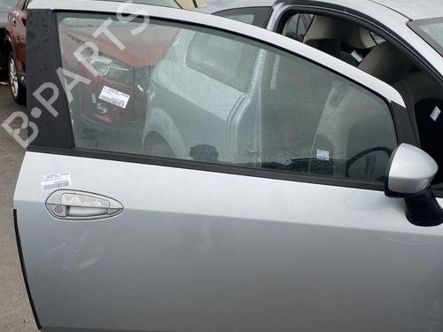 Dør højre fortil FIAT GRANDE PUNTO (199_) 1.4 (199AXB11, 199AXB1A, 199BXB1A, 199AXL1A) (77 hp) 32387842