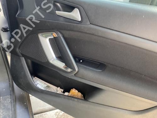 Used Front right panel Front right panel PEUGEOT 308 SW II (LC_, LJ_, LR_, LX_, L4_) 1.2 THP 130 (131 hp) 19912804 19912804