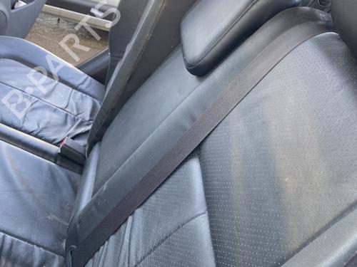 Stoel achter NISSAN X-TRAIL II (T31) 2.0 dCi 4x4 (150 hp) 30821176