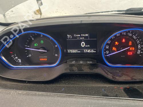 Used Instrument cluster Instrument cluster PEUGEOT 2008 I (CU_) 1.6 HDi (92 hp) 31981221 31981221