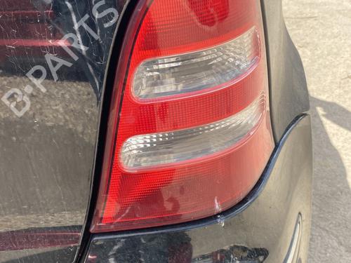 Używane Lampa tylna prawa MERCEDES-BENZ A-CLASS (W168) A 170 CDI (168.009, 168.109) (95 hp) 25031343